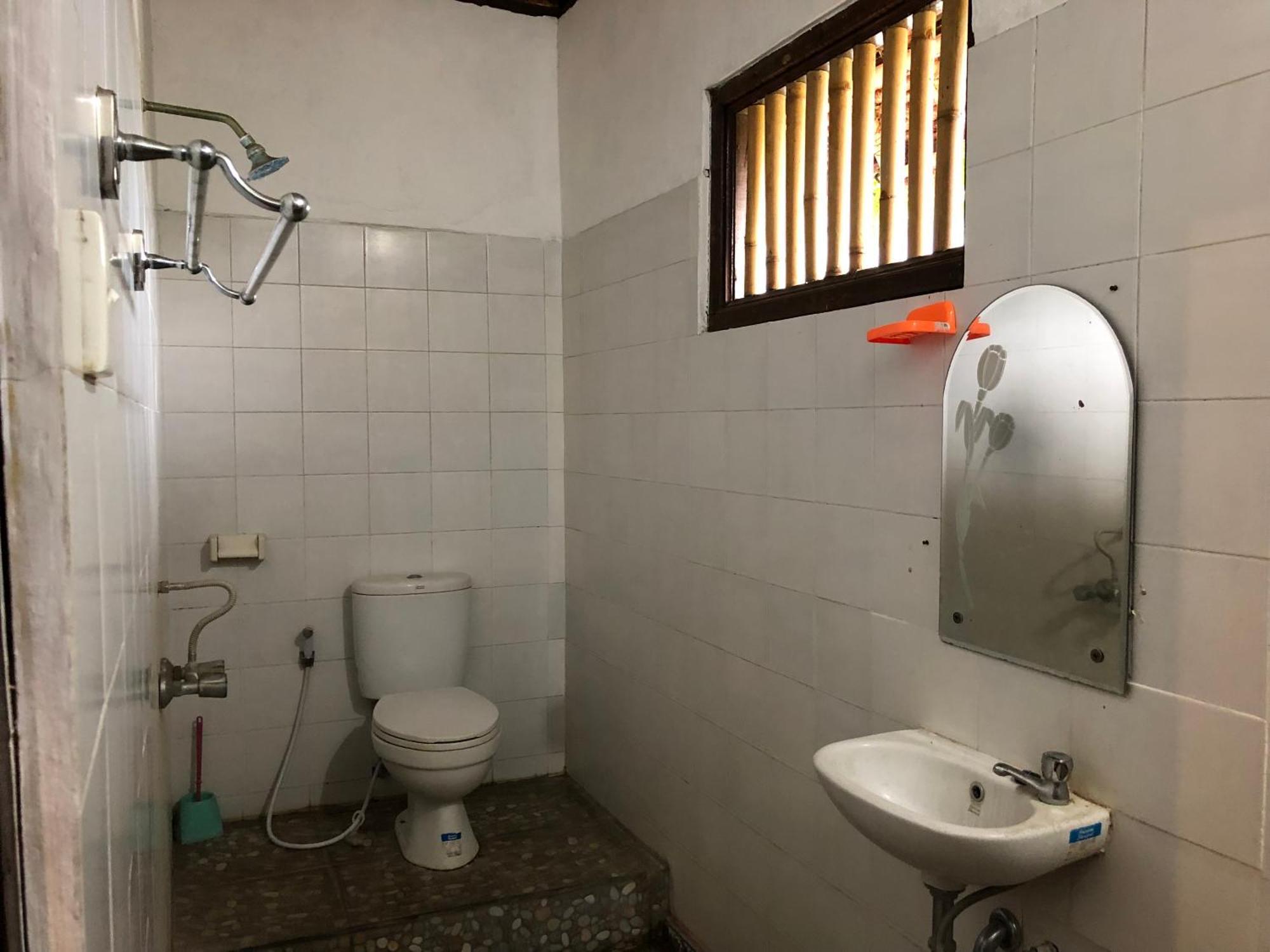1Bd Guest House In Family Compound1, 15 Minute Walk To Yoga Barn Ubud Buitenkant foto