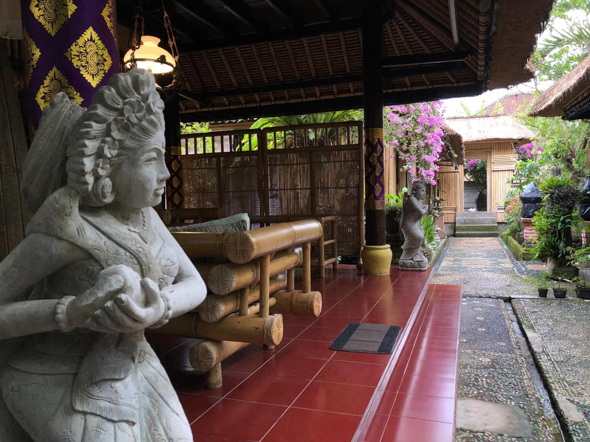 1Bd Guest House In Family Compound1, 15 Minute Walk To Yoga Barn Ubud Buitenkant foto