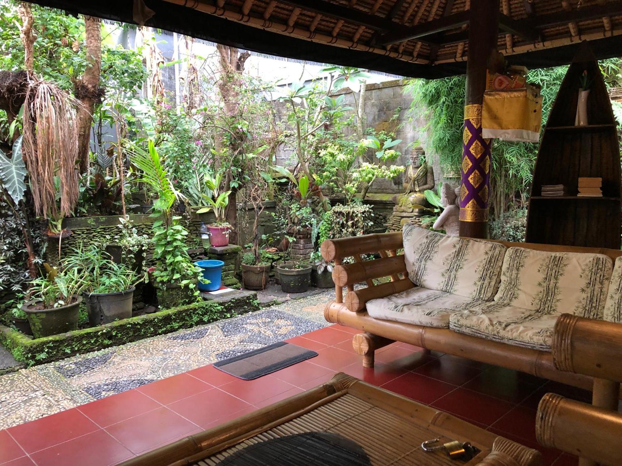 1Bd Guest House In Family Compound1, 15 Minute Walk To Yoga Barn Ubud Buitenkant foto